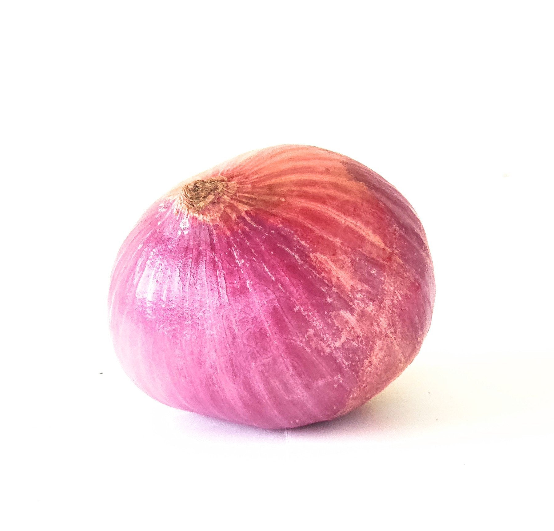 1 kilogram pack of onions, local
